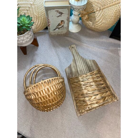 Home Decor Lot Wall Hanging Baskets 3 Stacking Basket Set Large Basket on Board - Picture 4 of 6